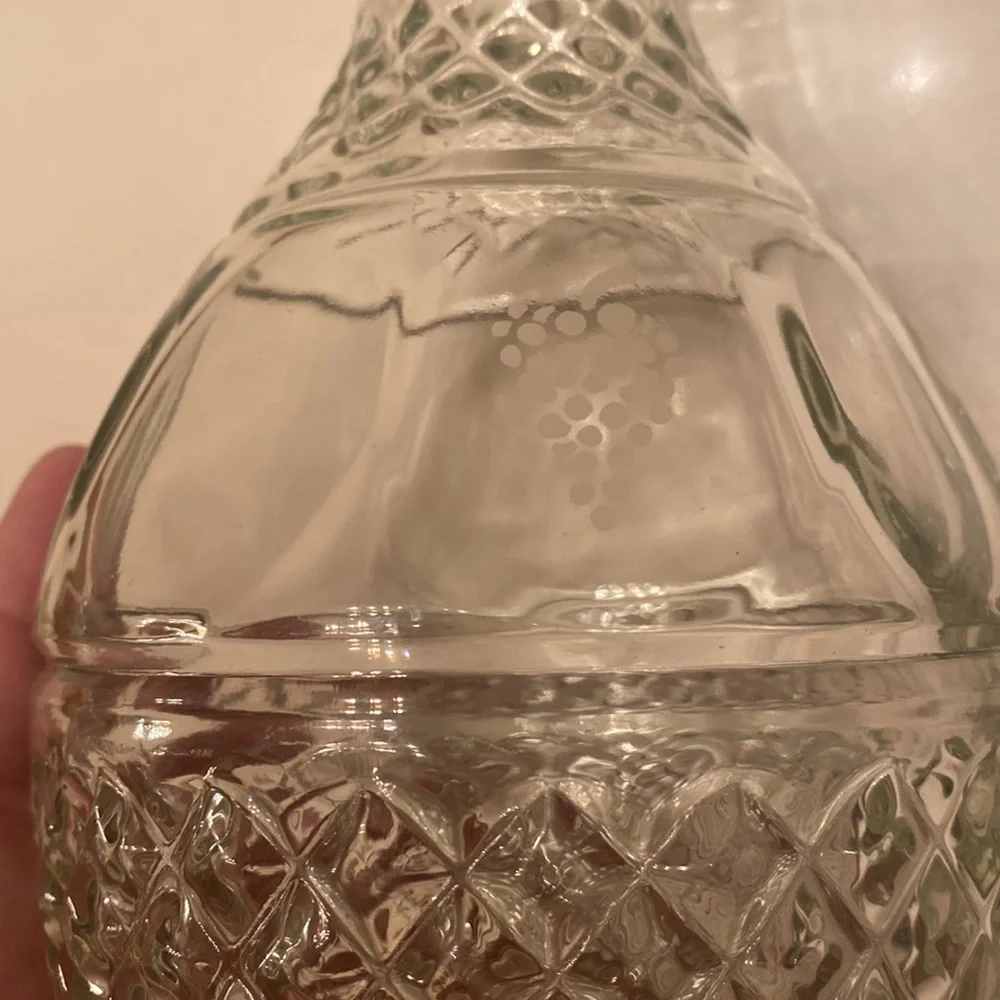 Set of two vintage wine‎ decanters 10 in tall. No cracks or chips